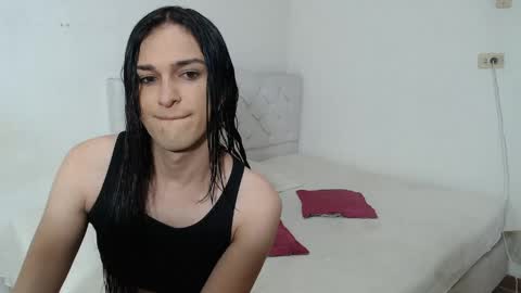 Snapshot of vivianalatin chatting on May 2026 11:21:02 PM instagram Viviana73215 online show from May 2026 11:21:02 PM