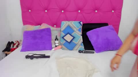 VivianParis online show from October 2025 04:41:02 PM