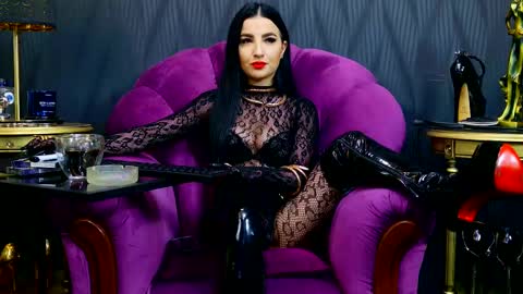 Vivian Reeve online show from February 2025 04:11:02 PM