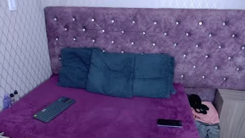 VivianRose online show from September 2025 03:22:01 AM