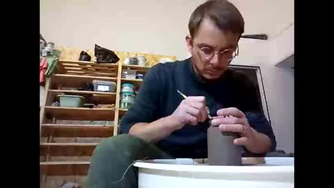 Viv online show from December 2024 10:16:02 PM