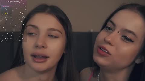 Nelly and Mari online show from February 2025 07:11:01 AM