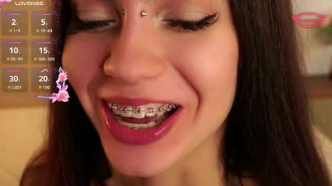 Nelly and Mari online show from September 2025 07:23:01 AM