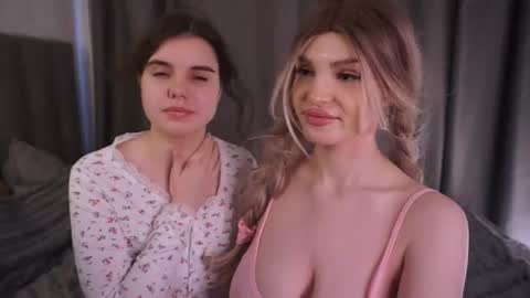 Nelly and Mari online show from July 2026 10:53:01 AM