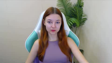 Vivien online show from December 2024 06:49:01 PM