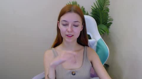 Vivien online show from January 2025 12:46:01 AM