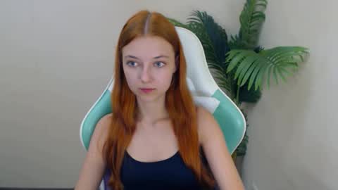 Vivien online show from September 2025 06:24:02 PM