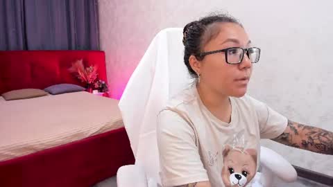 Vivien online show from June 2026 11:44:01 PM