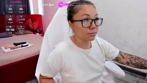 Vivien online show from June 2026 11:50:02 PM