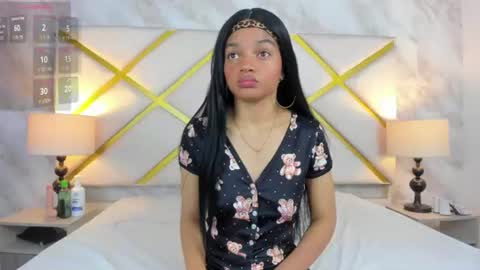 Viviene online show from June 2026 11:23:01 AM