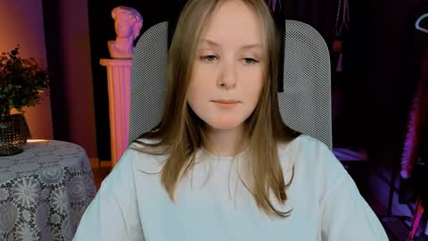 Snapshot of vivienleeigh chatting on January 2025 07:21:02 PM Vivien online show from January 2025 07:21:02 PM