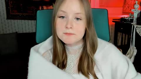 Snapshot of vivienleeigh chatting on February 2025 04:07:01 PM Vivien online show from February 2025 04:07:01 PM