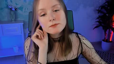 Snapshot of vivienleeigh chatting on February 2025 04:13:02 PM Vivien online show from February 2025 04:13:02 PM