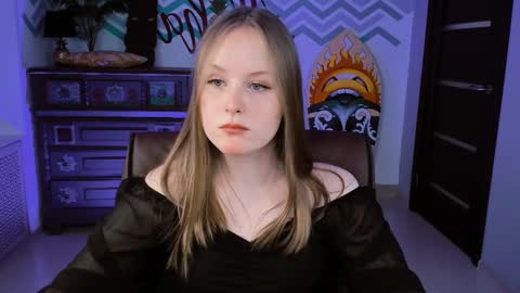 Snapshot of vivienleeigh chatting on March 2025 01:08:01 PM Vivien online show from March 2025 01:08:01 PM