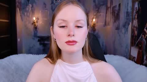 Snapshot of vivienleeigh chatting on November 2025 01:25:02 PM Vivien online show from November 2025 01:25:02 PM