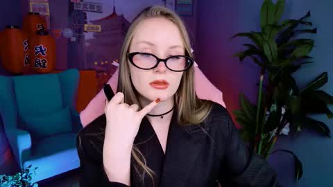 Snapshot of vivienleeigh chatting on February 2026 05:56:01 AM Vivien online show from February 2026 05:56:01 AM