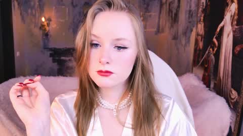 Vivien online show from April 2026 05:27:01 AM