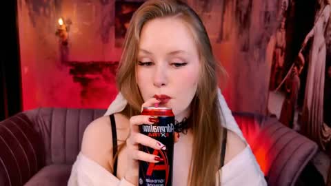 Snapshot of vivienleeigh chatting on April 2026 05:58:02 AM Vivien online show from April 2026 05:58:02 AM