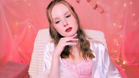 Snapshot of vivienleeigh chatting on May 2026 02:45:01 PM Vivien online show from May 2026 02:45:01 PM