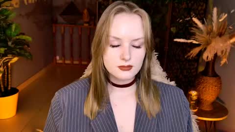Vivien online show from June 2026 05:14:01 AM