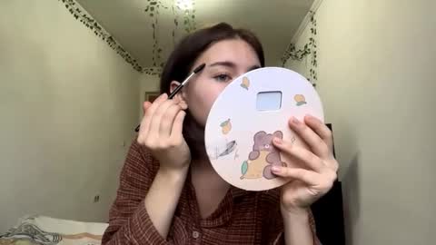 Snapshot of viviennebreihan chatting on November 2025 07:06:02 AM Vivi online show from November 2025 07:06:02 AM