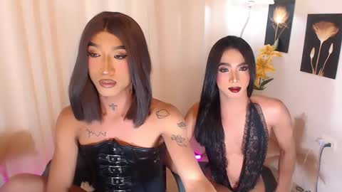 viviennekensington online show from July 2026 10:43:02 AM