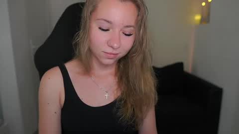 VivienVance online show from June 2026 01:13:01 PM