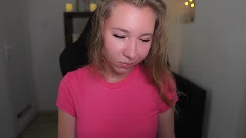 VivienVance online show from June 2026 09:06:02 PM