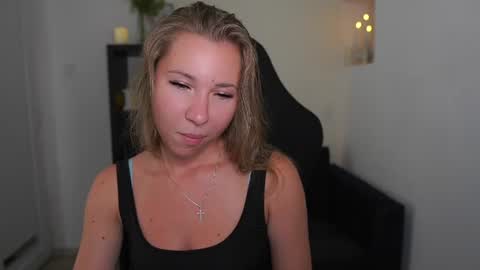 VivienVance online show from July 2026 02:01:02 PM