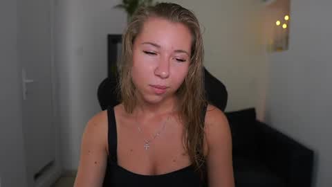 VivienVance online show from July 2026 02:02:01 PM
