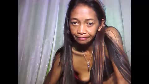 vixen_lina online show from May 2026 06:25:01 PM