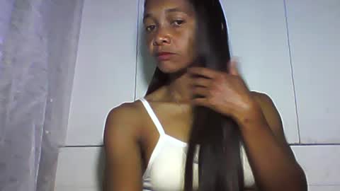 vixen_lina online show from June 2026 05:44:02 PM