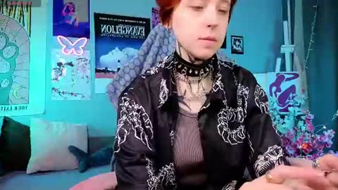 Snapshot of vixen_noir chatting on July 2026 11:16:02 AM Alice online show from July 2026 11:16:02 AM