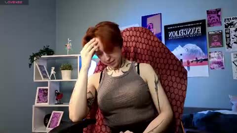 Snapshot of vixen_noir chatting on July 2026 08:50:01 PM Alice online show from July 2026 08:50:01 PM