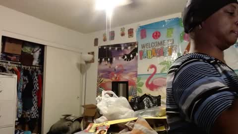 Snapshot of vixenfyre chatting on September 2025 01:00:01 AM Vixen Fyre online show from September 2025 01:00:01 AM