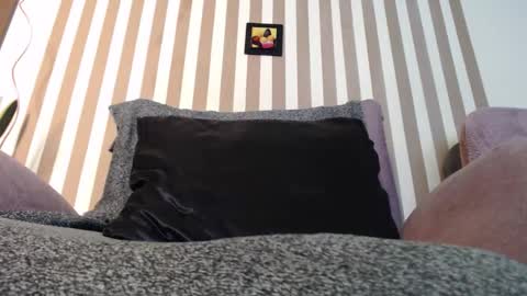 vixenn_ online show from December 2025 11:20:02 PM