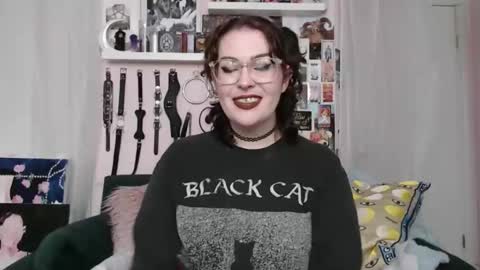 Snapshot of vixinvvitch chatting on January 2026 04:33:02 PM VIXIN online show from January 2026 04:33:02 PM