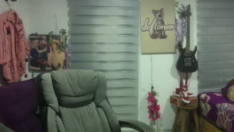 vl21cm online show from September 2025 06:47:02 AM