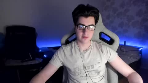 Snapshot of vlad1605 chatting on May 2026 01:57:16 AM Martin online show from May 2026 01:57:16 AM