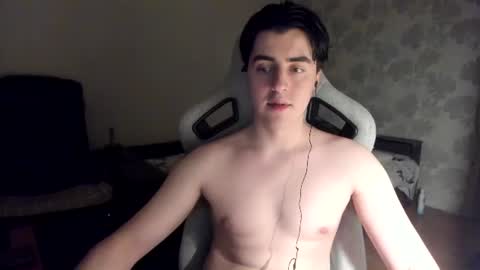 Snapshot of vlad1605 chatting on June 2026 12:35:02 AM Martin online show from June 2026 12:35:02 AM