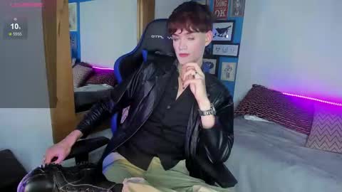 Snapshot of vladhellsing4 chatting on February 2025 02:32:01 PM Vlad online show from February 2025 02:32:01 PM