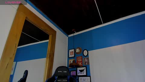 Snapshot of vladhellsing4 chatting on March 2025 02:32:02 PM Vlad online show from March 2025 02:32:02 PM