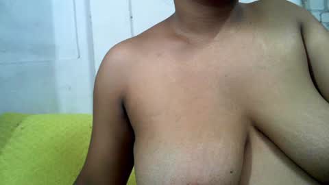 voagelle online show from February 2025 02:24:01 PM