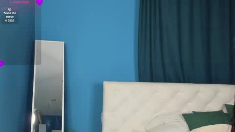 Snapshot of vonen_ray chatting on March 2026 12:43:01 AM Vonen online show from March 2026 12:43:01 AM