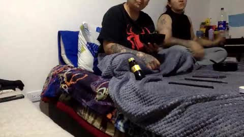 Danny and Ale online show from April 2026 08:31:01 PM