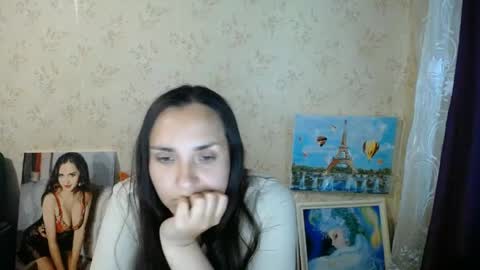 voulezvous_angel online show from May 2026 05:05:02 AM