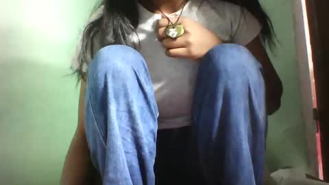 vounialdy online show from February 2025 10:08:02 AM