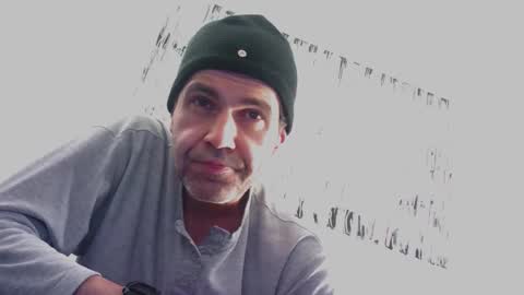 Snapshot of voyeuredeluxe chatting on December 2025 10:10:02 AM voyeuredeluxe online show from December 2025 10:10:02 AM