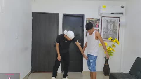 voyeurism_guys online show from June 2026 10:21:01 PM