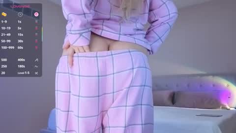 Snapshot of vsunshiny chatting on February 2026 10:19:02 PM Sunshiny online show from February 2026 10:19:02 PM